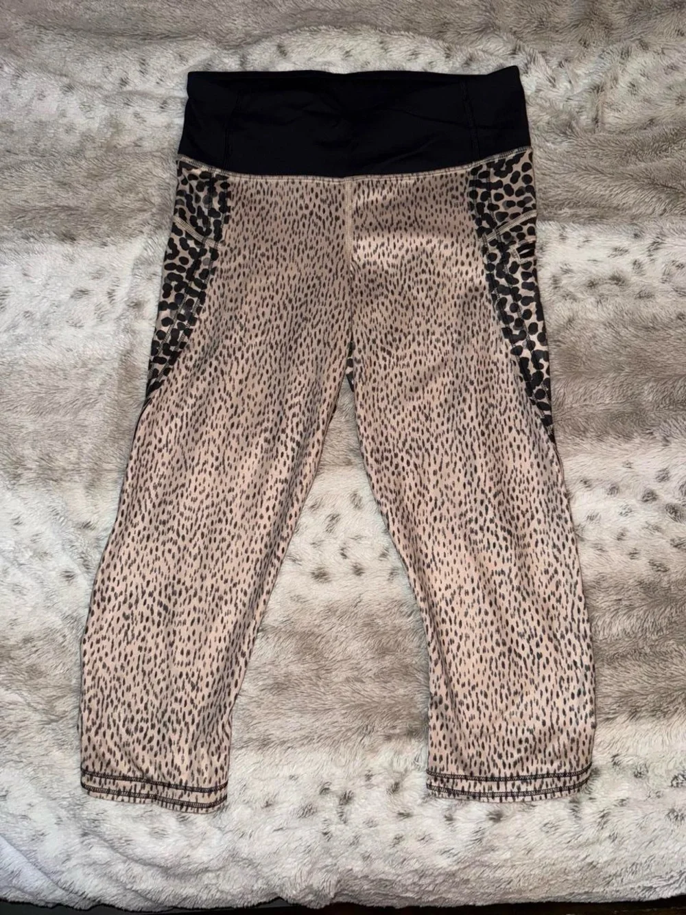Lululemon Leopard Capri Leggings size 4